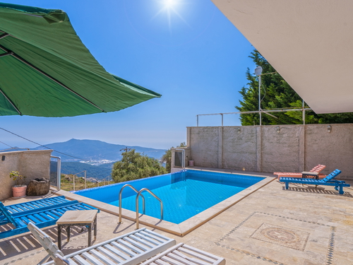  gece  -  Kasım
  | Kalkan Üzümlü'de Deniz Manzaralı 8 Kişilik Muhafazakar Villa